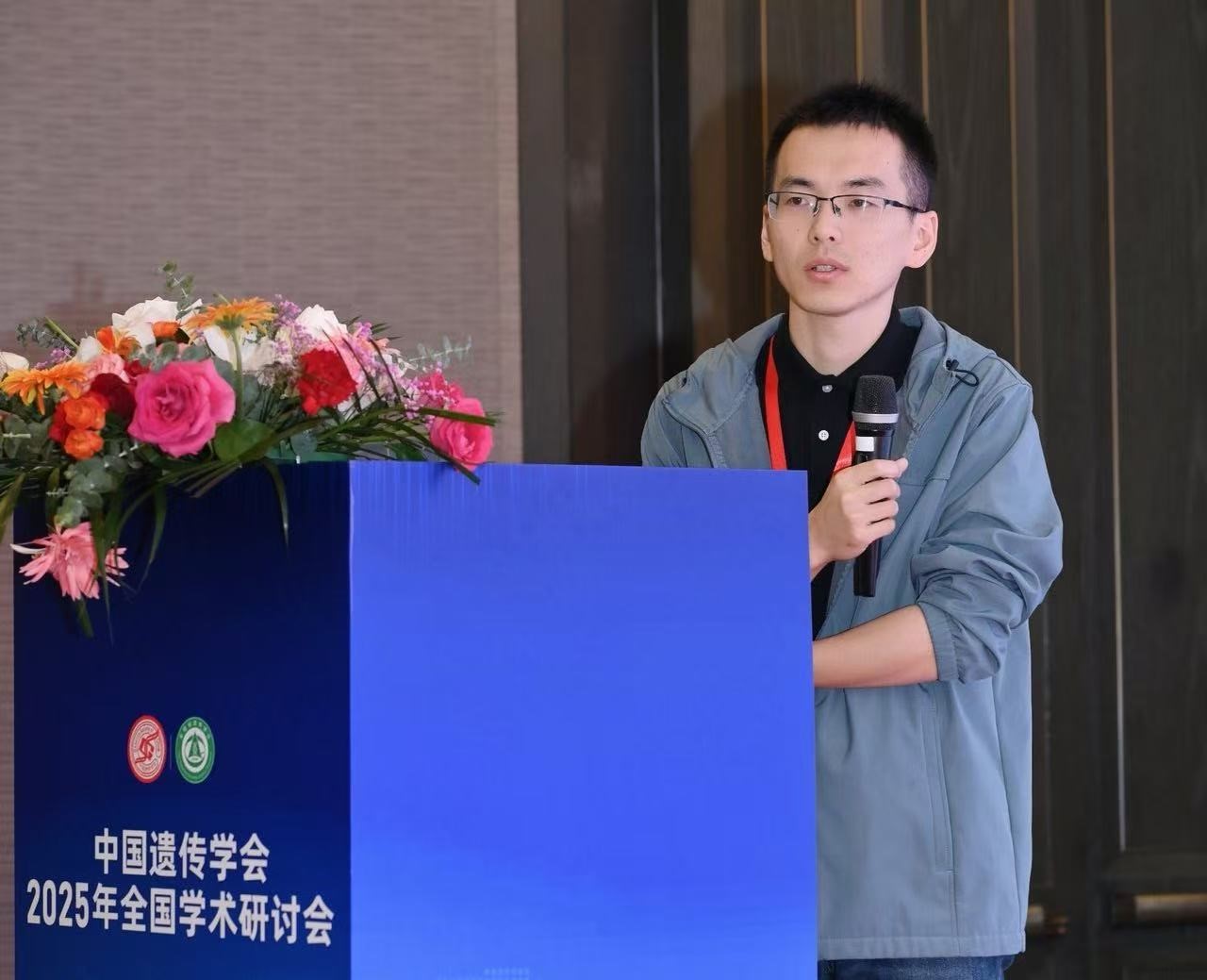 251107杨翔宇.jpg 251107杨翔宇.jpg